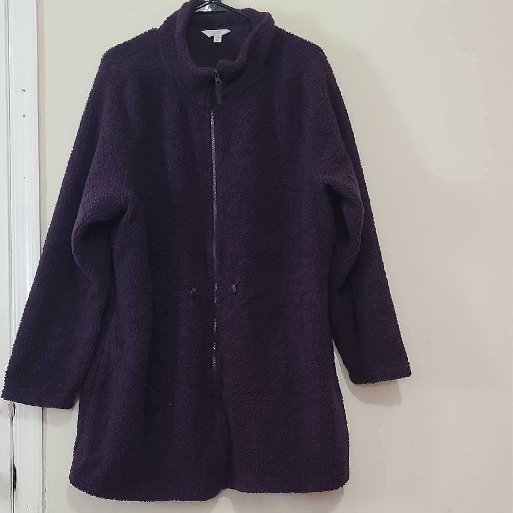 Time and Tru Women's Deep Purple Teddy Jacket.